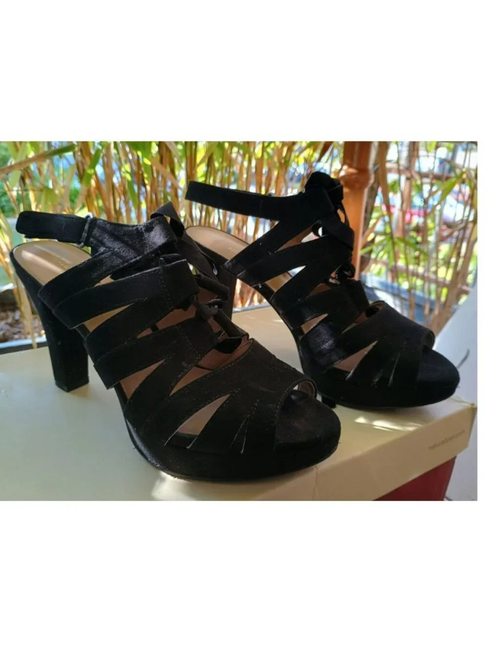 Black Strappy Suede Heels – Naturalizer Size 7M